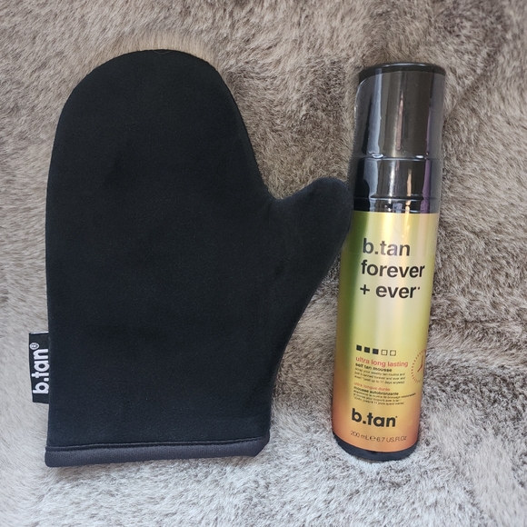 B. Tan Forever + Ever Tanning Mousse w/Applicator Mitt - Picture 1 of 5
